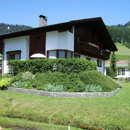 Falger Lägenhet Berwang